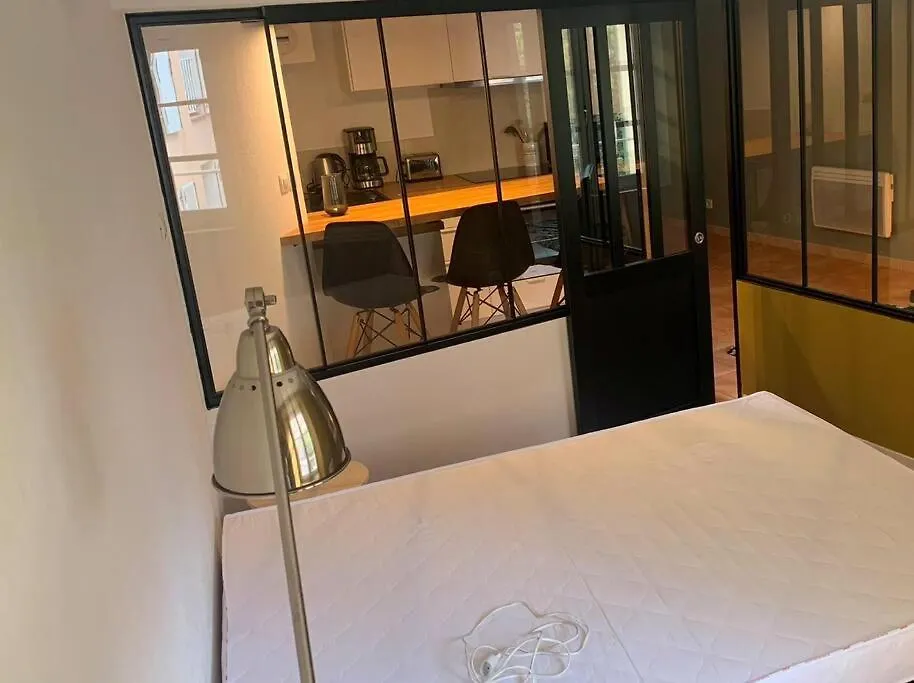 Apartment Studio Cosy Avec Deux Velos Coeur De Ville Hyeres