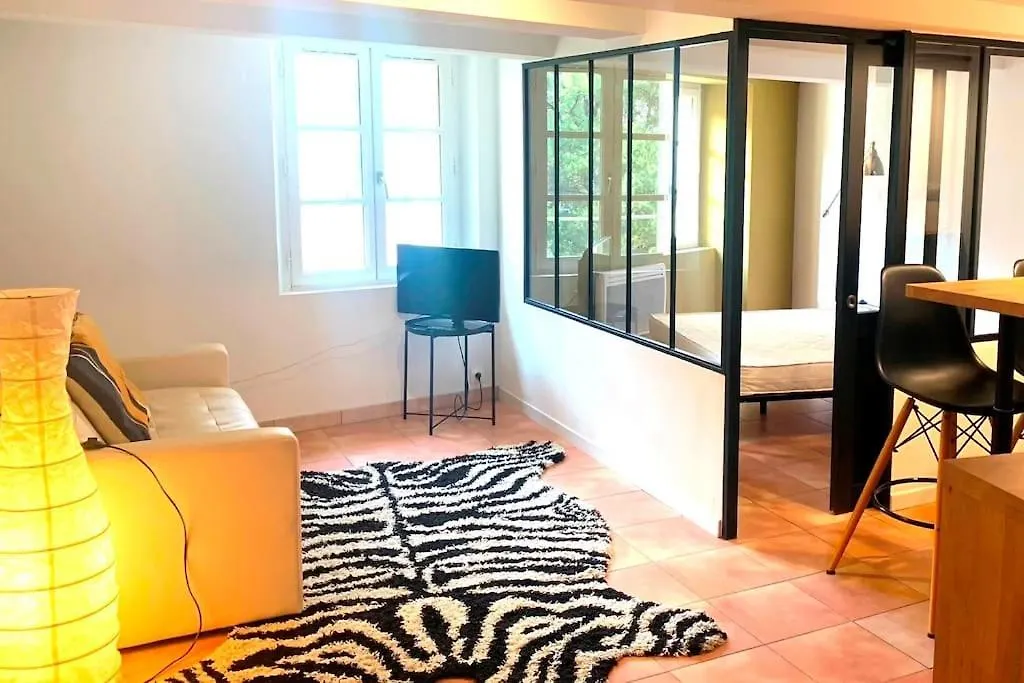 Studio Cosy Avec Deux Velos Coeur De Ville Hyeres