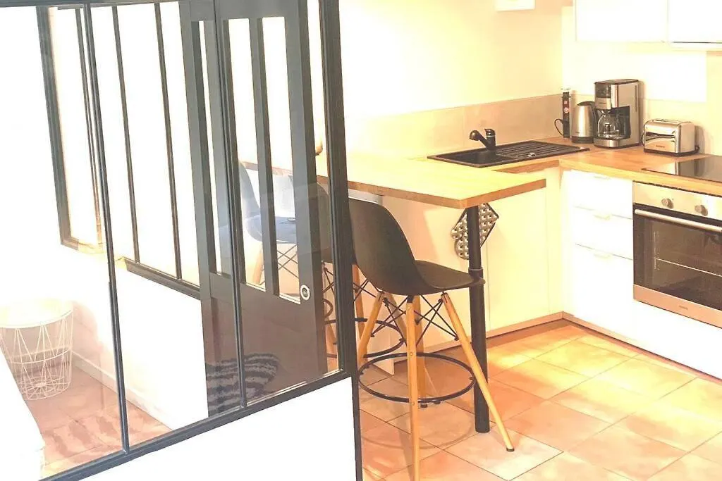 Studio Cosy Avec Deux Velos Coeur De Ville Hyeres